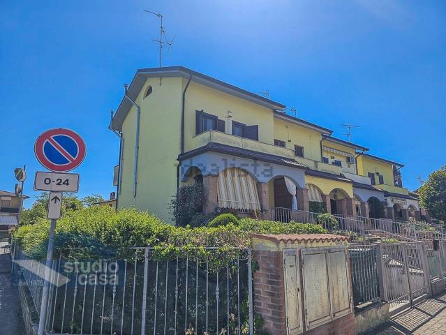 Villetta a schiera in vendita di 143 m² in Via Don L. Sturzo, 46