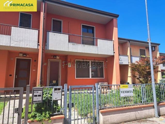Villetta a schiera in vendita di 143 m² in Via Frassini
