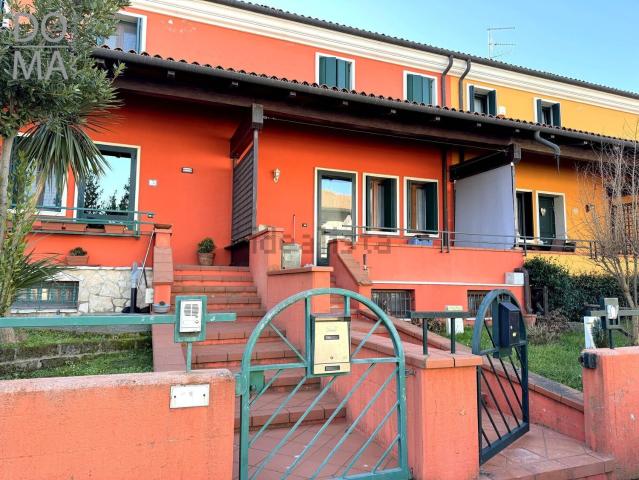 Villetta a schiera in vendita di 143 m² in Via Roma, 5