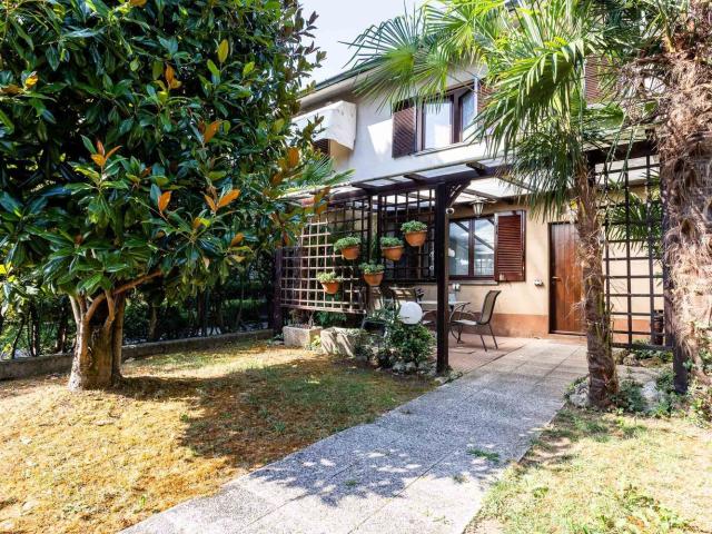 Villetta a schiera in vendita di 144 m² in Via Achille Grandi, 30