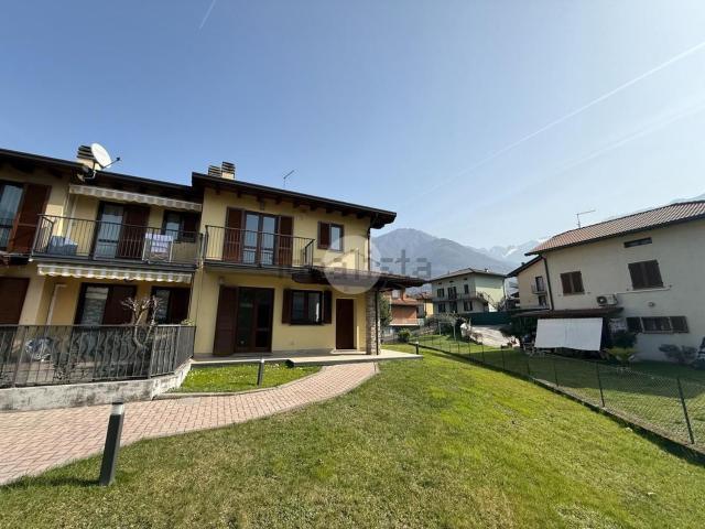 Villetta a schiera in vendita di 144 m² in Via Ronchi, 9