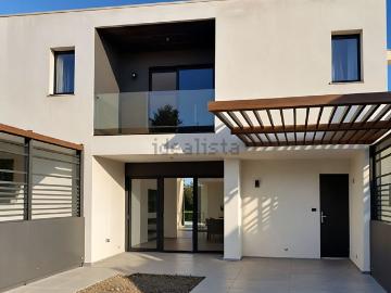 Villetta a schiera in vendita di 144 m² in Strada Regionale 245
