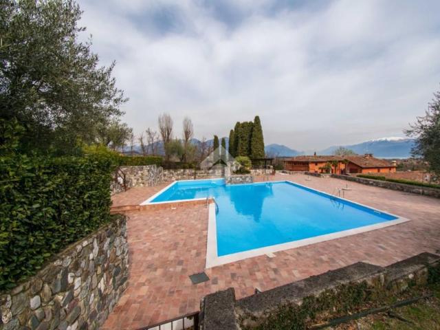 Villetta a schiera in vendita di 145 m² in Via 10 Giornate