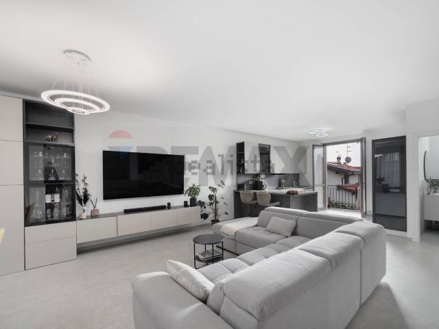 Villetta a schiera in vendita di 145 m² in Via Don G. Pozzi, 17