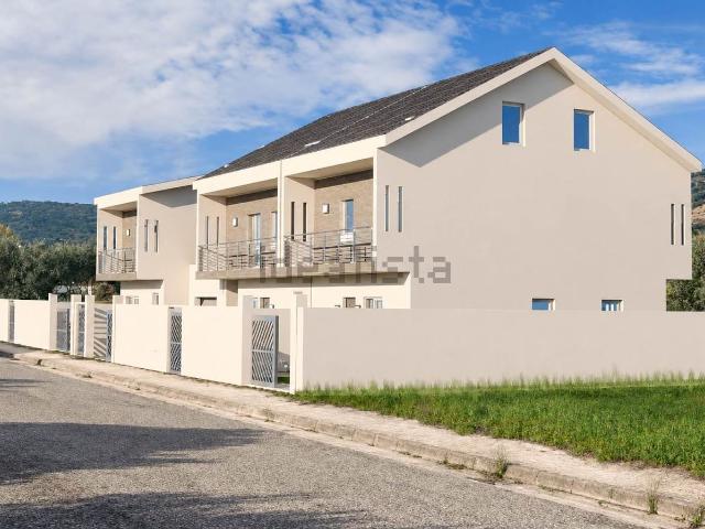 Villetta a schiera in vendita di 145 m² in Via Enrico Fermi