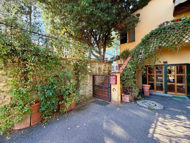 Villetta a schiera in vendita di 145 m² in Via Ferdinando Paoletti