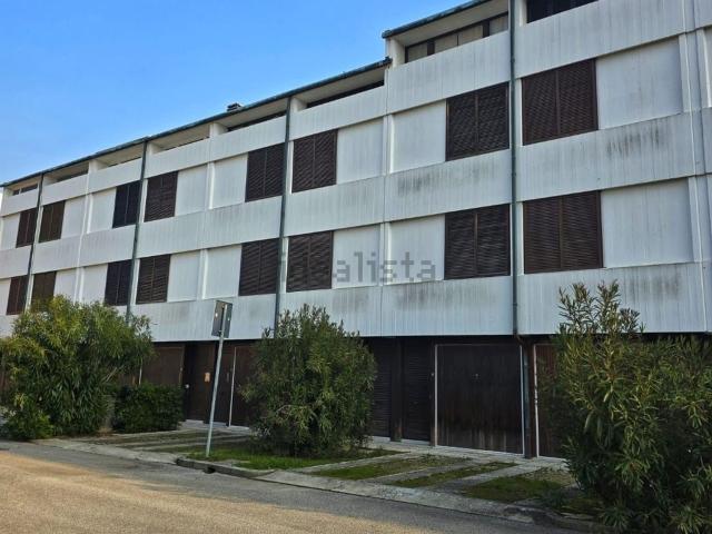 Villetta a schiera in vendita di 145 m² in Via Monte Ortigara, 22