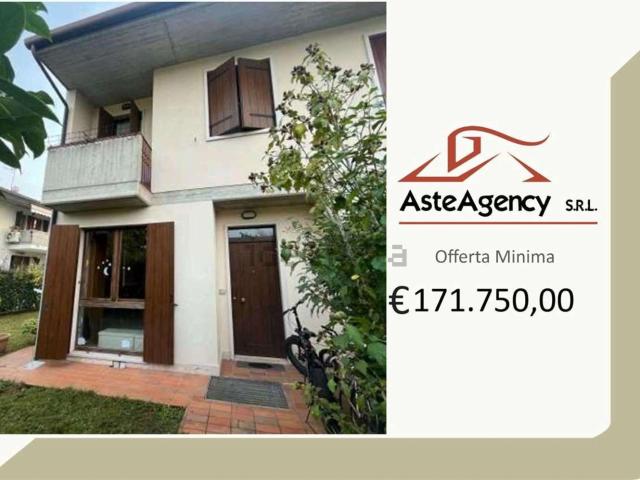 Villetta a schiera in vendita di 145 m² in Via San Caterina da Siena, 6