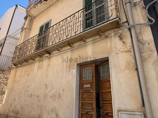 Villetta a schiera in vendita di 145 m² in Via Scala