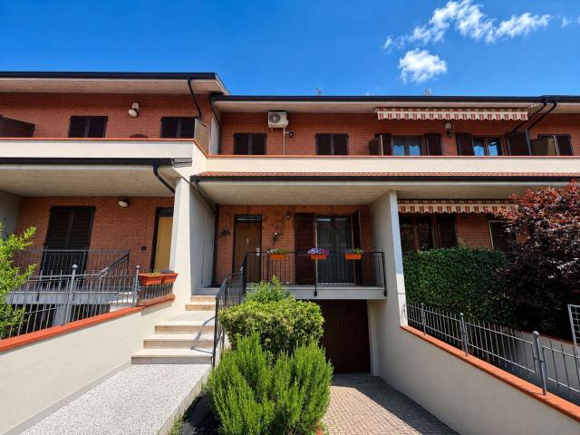 Villetta a schiera in vendita di 146 m² in Via Don Michele Rua, 10
