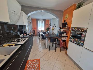 Villetta a schiera in vendita di 146 m² in Via Roma