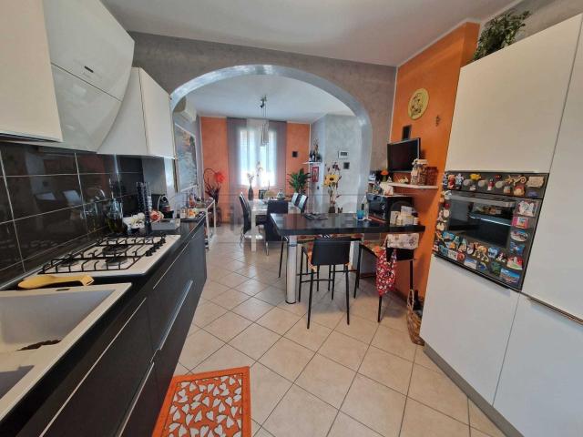 Villetta a schiera in vendita di 146 m² in Via Roma