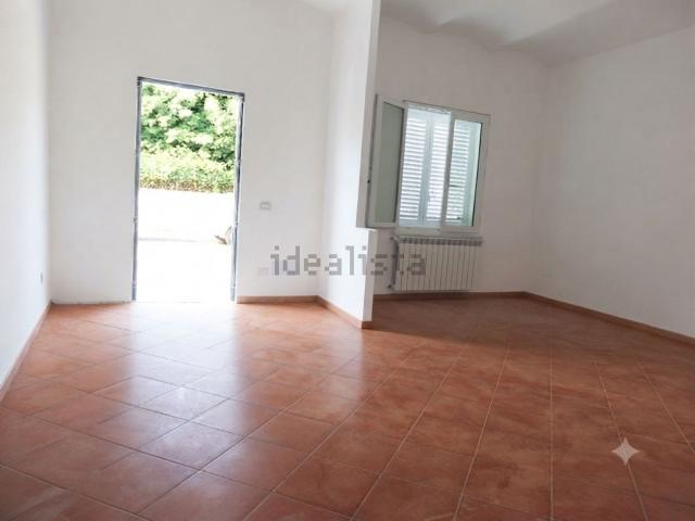 Villetta a schiera in vendita di 147 m² in Via N.Bixio