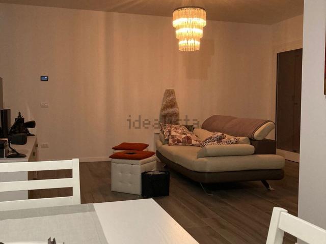 Villetta a schiera in vendita di 147 m² in Via Vincenzo Bellini