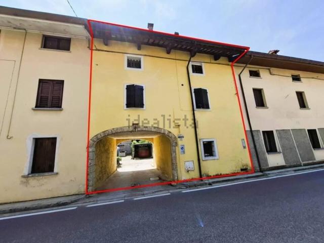 Villetta a schiera in vendita di 148 m² in Via Caterina Percoto, 13