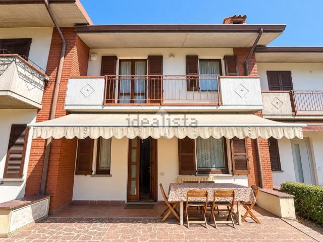 Villetta a schiera in vendita di 148 m² in Via Alessandro Volta, 15