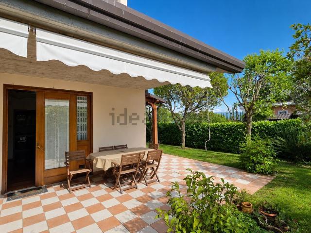Villetta a schiera in vendita di 148 m² in Via Giulio Cesare, 2