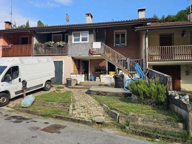 Villetta a schiera in vendita di 148 m² in Località Praforte, 15