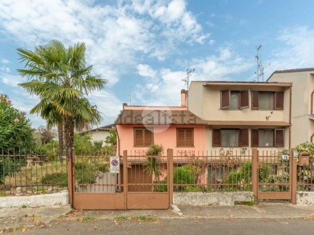 Villetta a schiera in vendita di 149 m² in Via Bissolati, 19