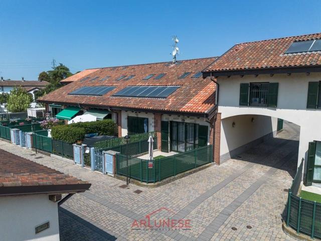 Villetta a schiera in vendita di 149 m² in Via Don Giorgio Gelmini