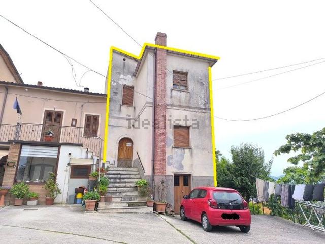 Villetta a schiera in vendita di 149 m² in Piazza Sant&apos Antonino, 11