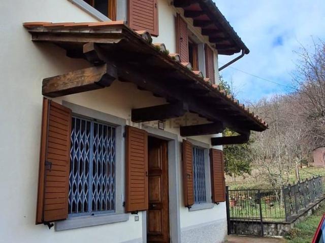 Villetta a schiera in vendita di 149 m² in Strada Comunale di Barbiano San Pancrazio Cetica, 37