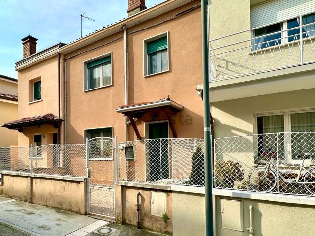 Villetta a schiera in vendita di 150 m²