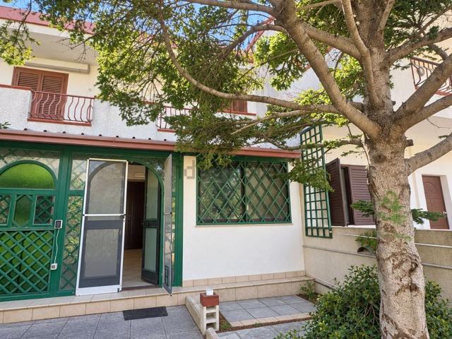 Villetta a schiera in vendita di 150 m² in Traversa V Viale Crotone