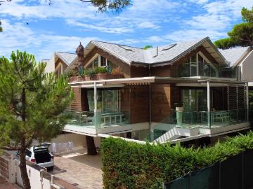 Villetta a schiera in vendita di 150 m² in Traversa Prima Pineta, 14
