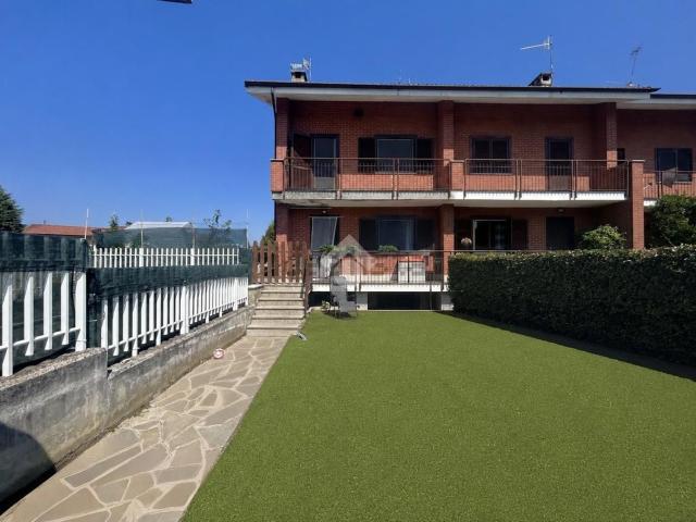 Villetta a schiera in vendita di 150 m² in Via Cotonificio, 66