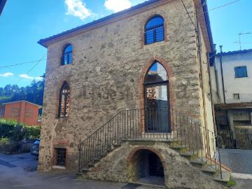 Villetta a schiera in vendita di 150 m² in Via Capanne, 31