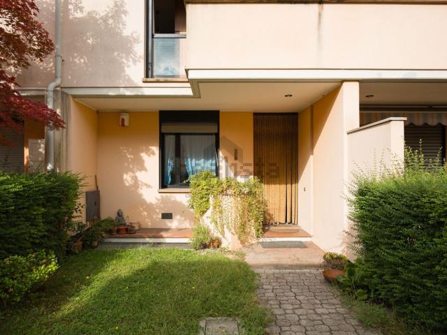 Villetta a schiera in vendita di 150 m² in Via Bachelet