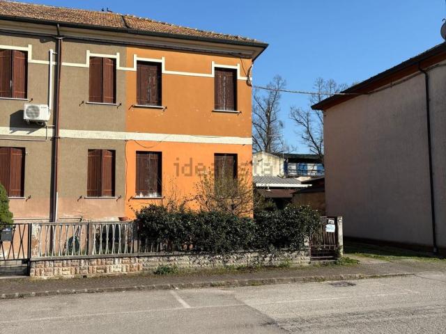 Villetta a schiera in vendita di 150 m² in Via G. Matteotti, 256