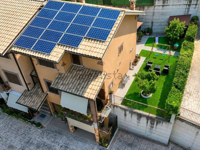 Villetta a schiera in vendita di 150 m² in Via Giovanni XXIII