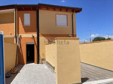Villetta a schiera in vendita di 150 m² in Via Donatello