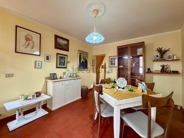 Villetta a schiera in vendita di 150 m² in Via Degli Aranci, 12