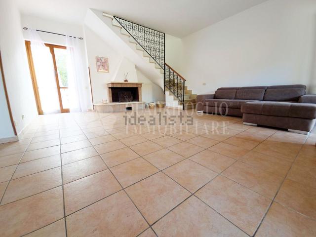 Villetta a schiera in vendita di 150 m² in Via del Biancospino, 114