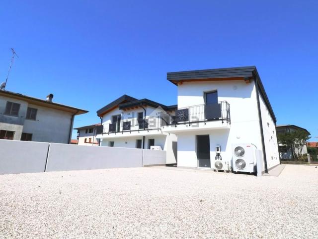 Villetta a schiera in vendita di 150 m² in Via del Lof, 12