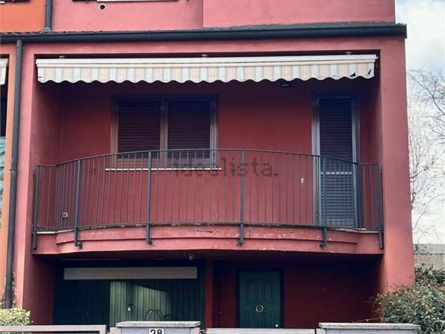 Villetta a schiera in vendita di 150 m² in Via della Liberazione, 28