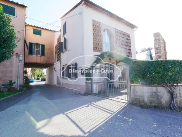 Villetta a schiera in vendita di 150 m² in Via di Tempagnano, 55100