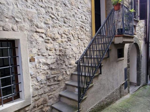 Villetta a schiera in vendita di 150 m² in Via Orturano