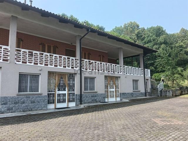 Villetta a schiera in vendita di 150 m² in Via Magellano