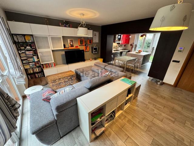 Villetta a schiera in vendita di 150 m² in Via Mantova, 2