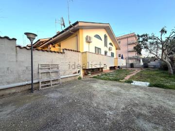 Villetta a schiera in vendita di 150 m² in Via Massa di San Giuliano, 294