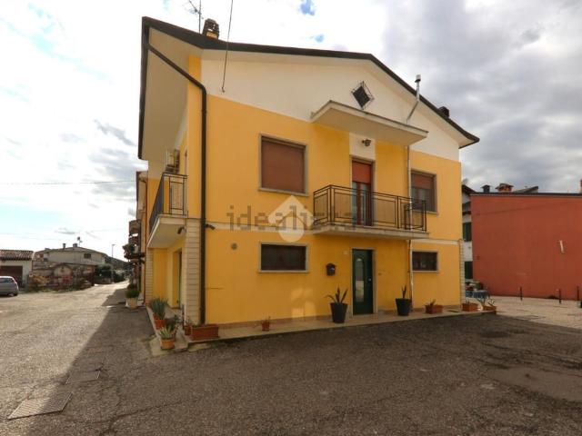 Villetta a schiera in vendita di 150 m² in Via Solferino e San Martino, 33