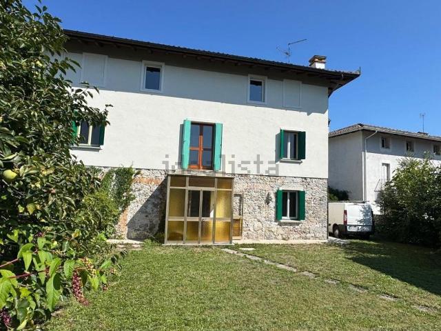 Villetta a schiera in vendita di 150 m² in Via Savorgnan, 5