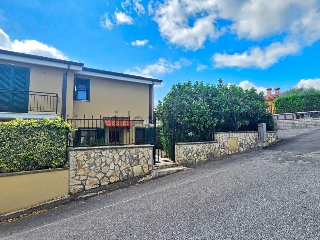 Villetta a schiera in vendita di 150 m² in Via Santa Maria