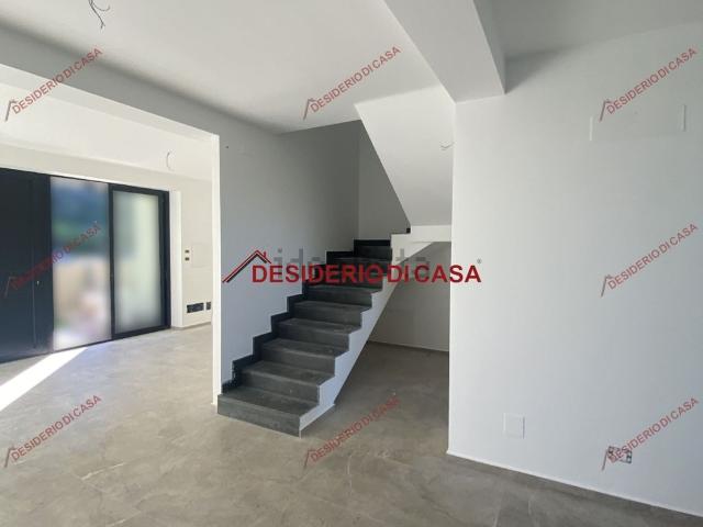 Villetta a schiera in vendita di 150 m² in Via Statale, 97
