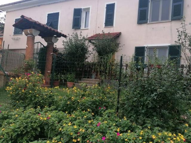 Villetta a schiera in vendita di 150 m² in Via Paolo Cappa, 8