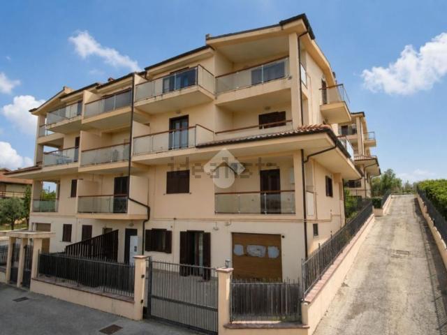 Villetta a schiera in vendita di 150 m² in Via Piane Mozzone, 45